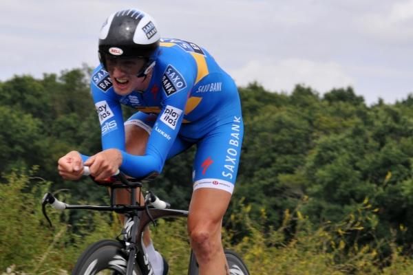 Gustav Larsson (Saxo Bank) won the time trial and took over the race lead.