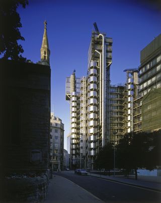 Lloyd’s of London, designed by Richard Rogers and completed in 1986.
