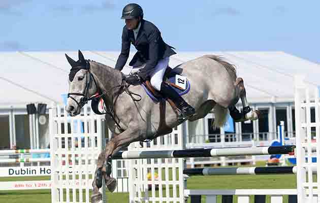 James Hogg and Intuitive winning Dengie 6+7 yo championship
