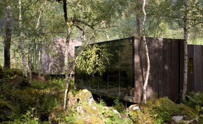 Norwegian architecture seems to have one dominant theme – nature and man’s place