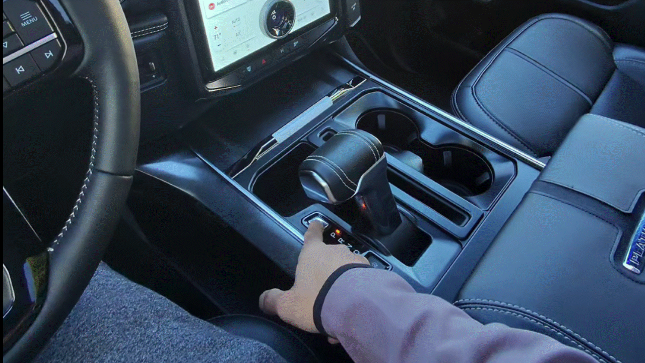 2025 Ford F-150 Lightning test drive.