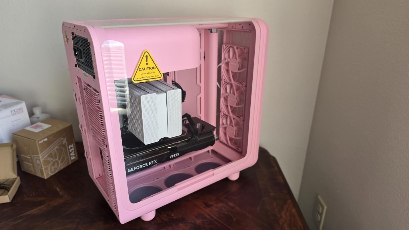 Hyte X50 Case