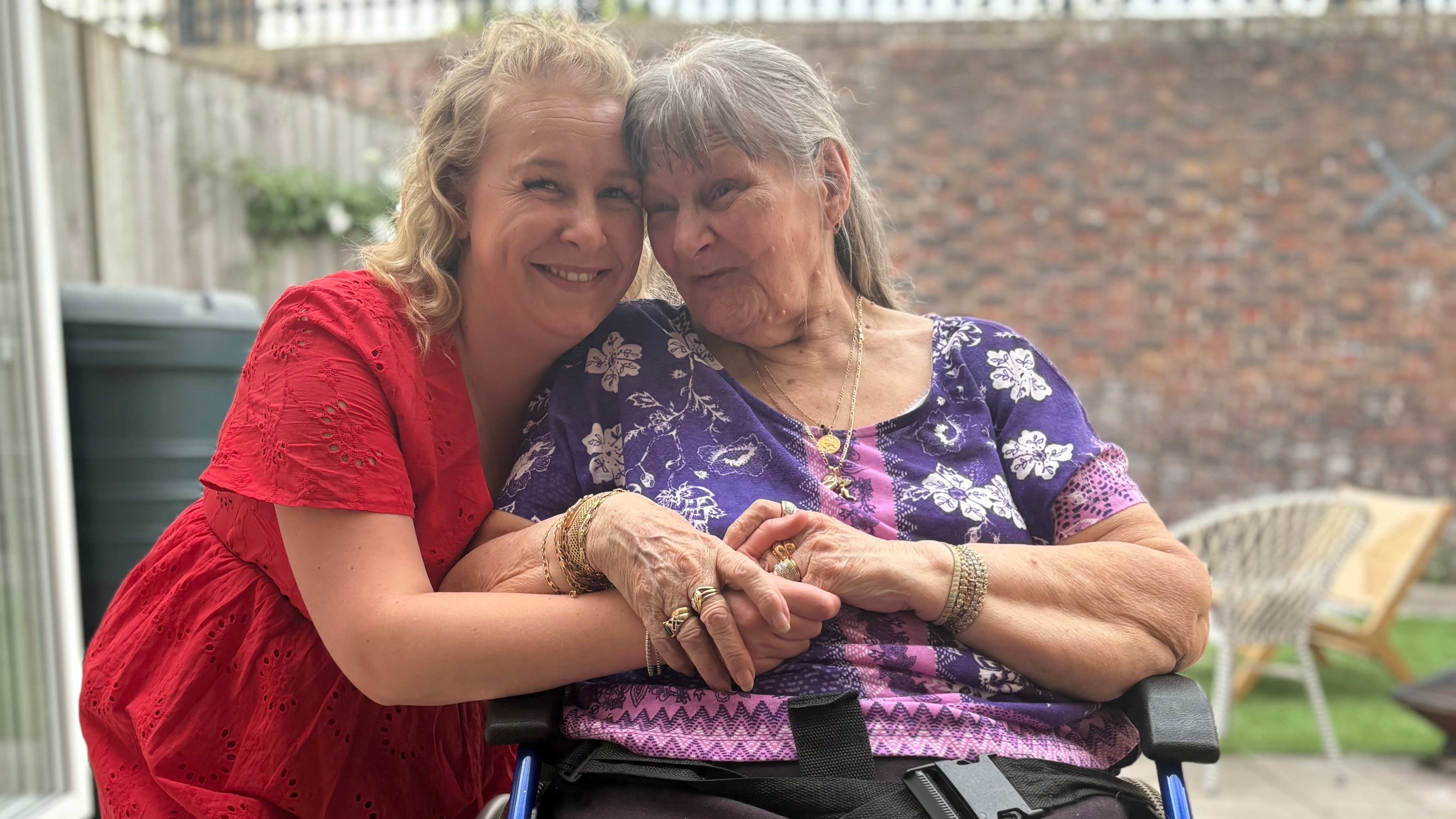 Long Lost Family: The Mother and Baby Home Scandal Jean Byrne (R) with granddaughter Cailtin Jones (L).