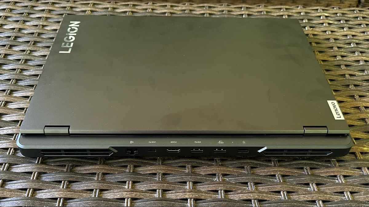 Lenovo Legion Pro 5i (Gen 8)