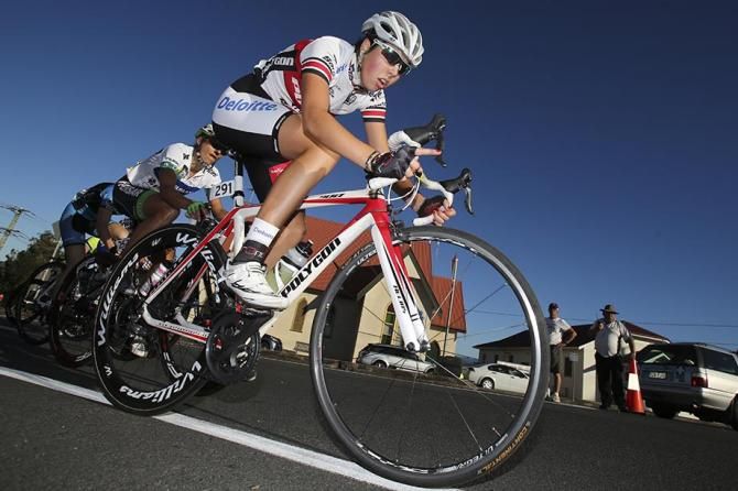Georgia Baker (Polygon) feels the burn of the climb during the criterium