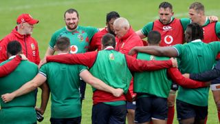 2021 British &amp; Irish Lions Tour To South AfricaBritish &amp; Irish Lions Squad Training, Jersey, United Kingdom 22/6/2021Head coach Warren Gatland speaks to the teamMandatory Credit ©INPHO/Dan Sherida