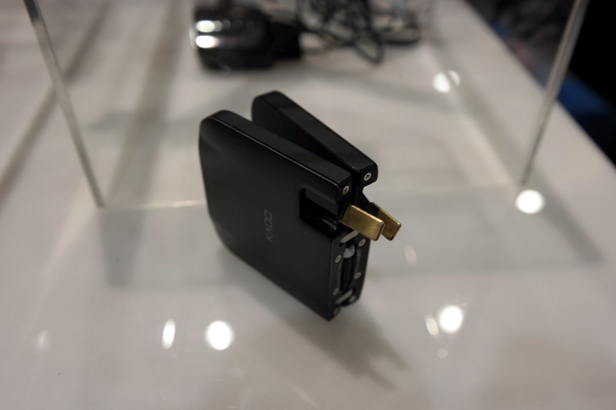 Kado's Smartphone Charger Fits in Your Wallet | Tom's Guide