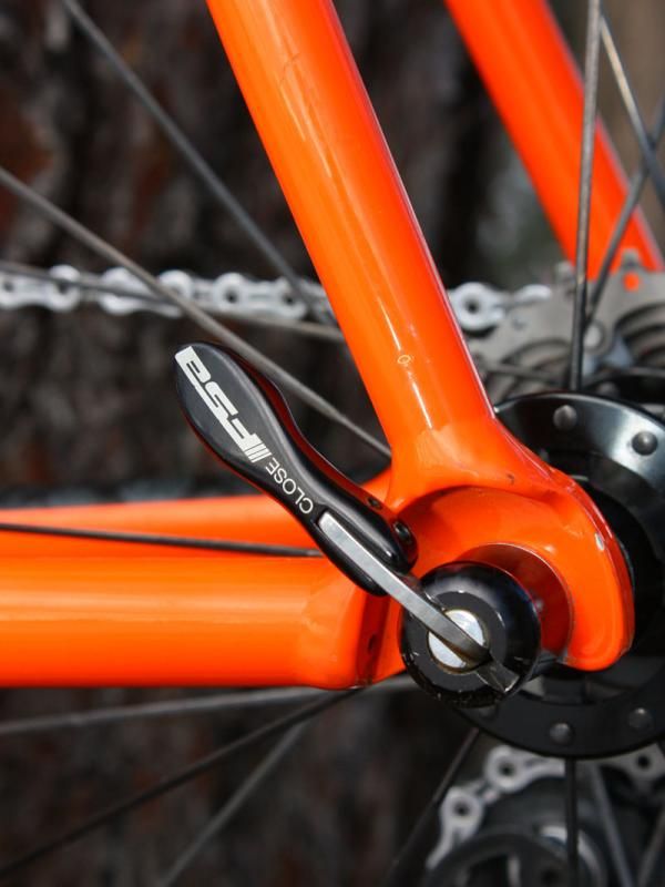 The aluminum dropouts offer up lots of surface area for secure welds.