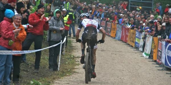 Lukas Fl&uuml;ckiger (Trek World Racing) on his way to a win
