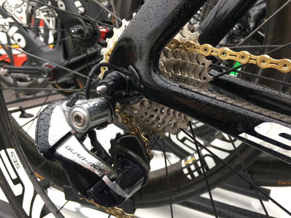 Dura-Ace Di2 features on Mark Cavendish's Cervelo S5.