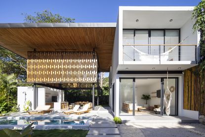 Naia retreat in Costa Rica blends indoors and outdoors living
