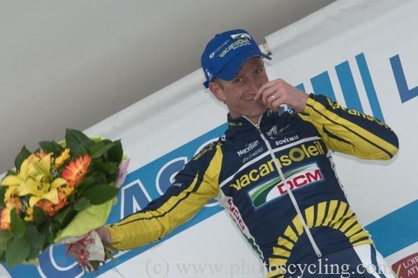 Is Lieuwe Westra (Vacansoleil - DCM) allergic to his bouquet?