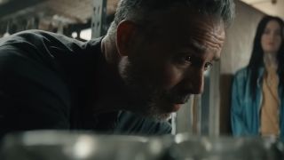 Ray in the trailer for I Know What You Did Last Summer