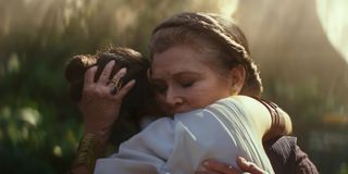 Rey and Leia embracing in The Rise of Skywalker