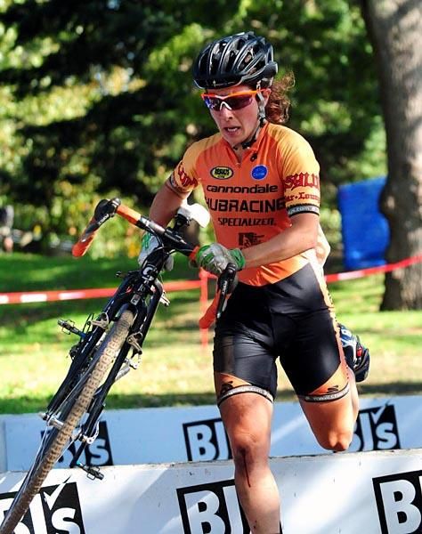 Arley Kemmerer (Hub Racing) blazing over the barriers.