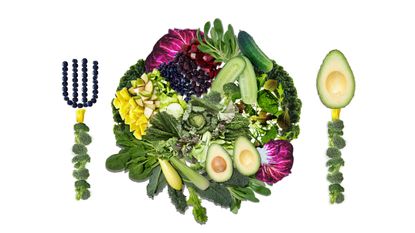 Floristry, Leaf vegetable, Plant, Flower, Vegetable, Vegetarian food, Food, Flower Arranging, Salad, Cuisine, 