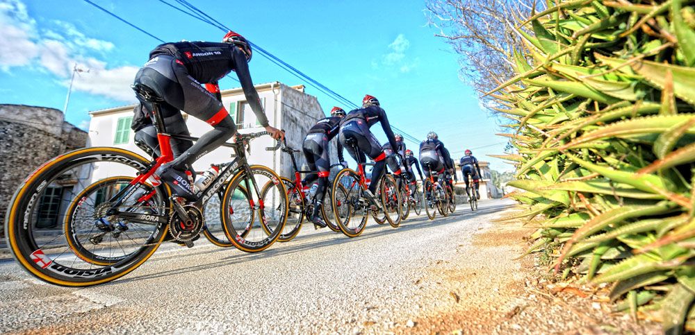 The team trains on the Nitrogen