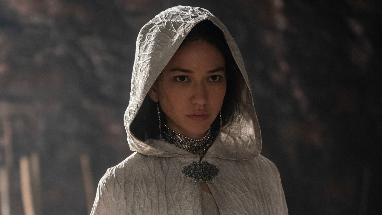 Sonoya Mizuno as Mysaria wearing a hooded white cloak in House of the Dragon