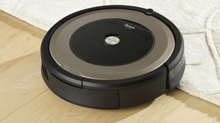 iRobot Roomba sale at Amazon