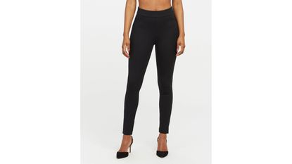Leggings Modellanti Spanx In Cotone: Comodità E Vestibilità Perfetta Per Ogni Momento