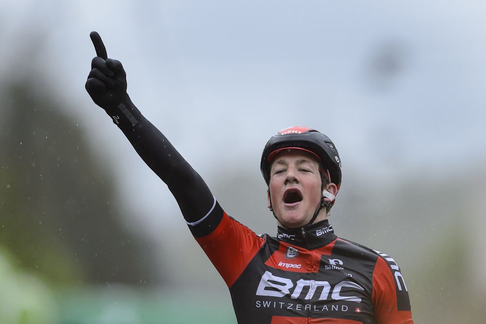 Stefan K&uuml;ng takes the stage 4 win in Romandie.