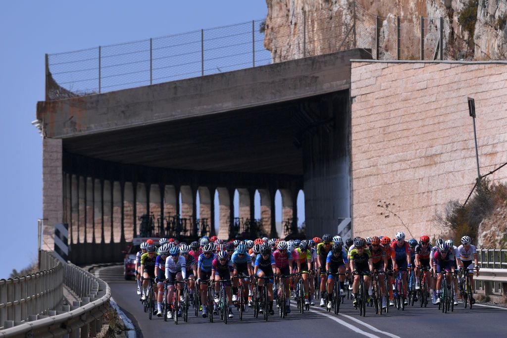 TERRACINA ITALY SEPTEMBER 15 Arlenis Sierra Canadilla of Cuba and Astana Womens Team Ruth Winder of The United States and Team Trek Segafredo Katia Ragusa of Italy and Astana Womens Team Moniek Tenniglo of The Netherlands and Team Mitchelton Scott Amy Pieters of The Netherlands and Boels Dolmans Cycling Team Hannah Barnes of United Kingdom and Team Canyon SRAM Racing Lisa Brennauer of Germany and Ceratizit WNT Pro Cycling Team Peloton tunnel during the 31st Giro dItalia Internazionale Femminile 2020 Stage 5 a 1103km stage from Terracina to Terracina GiroRosaIccrea GiroRosa on September 15 2020 in Terracina Italy Photo by Luc ClaessenGetty Images