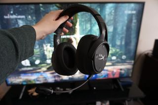 Hyperx Cloud Flight S Wireless Headset Hands On I Love The Surround Sound But The Mic Could Use Some Work Android Central