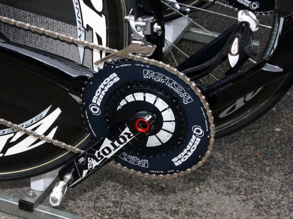 Rotor Q-Rings and 3D crankarms are bolted to this Cerv
