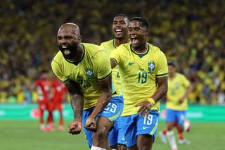 RIO DE JANEIRO, BRAZIL - MAY 31: Igor Thiago of Brazil celebrates scoring his team's fifth goal with teammate Endrick during the international friendly match between Brazil and Panama at Maracana Stadium on May 31, 2026 in Rio de Janeiro, Brazil. (Photo by Wagner Meier/Getty Images)