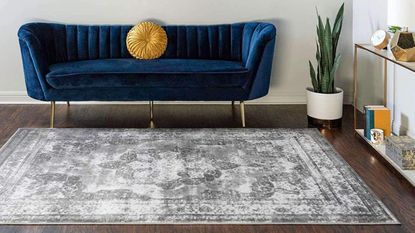 Best amazon rug grey traditional style with velvet sofa