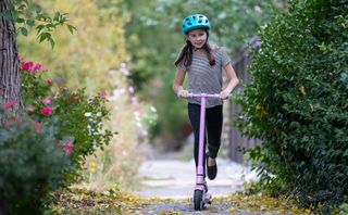 best electric scooters for kids: GoTrax GKS