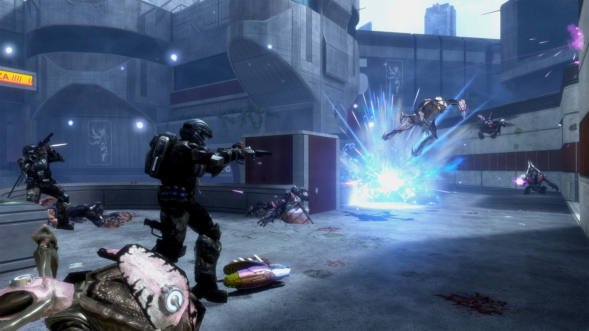 Orbital Drop Shock Troopers fire against enemies in Halo 3: ODST