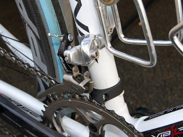 Nearly every bike at Paris-Roubaix is equipped with some sort of chain watcher up front.