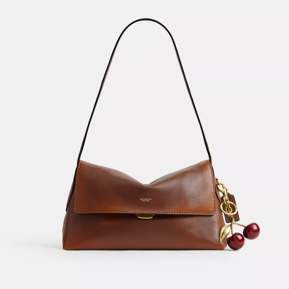 Chelsea Shoulder Bag 30 in Loved Leather