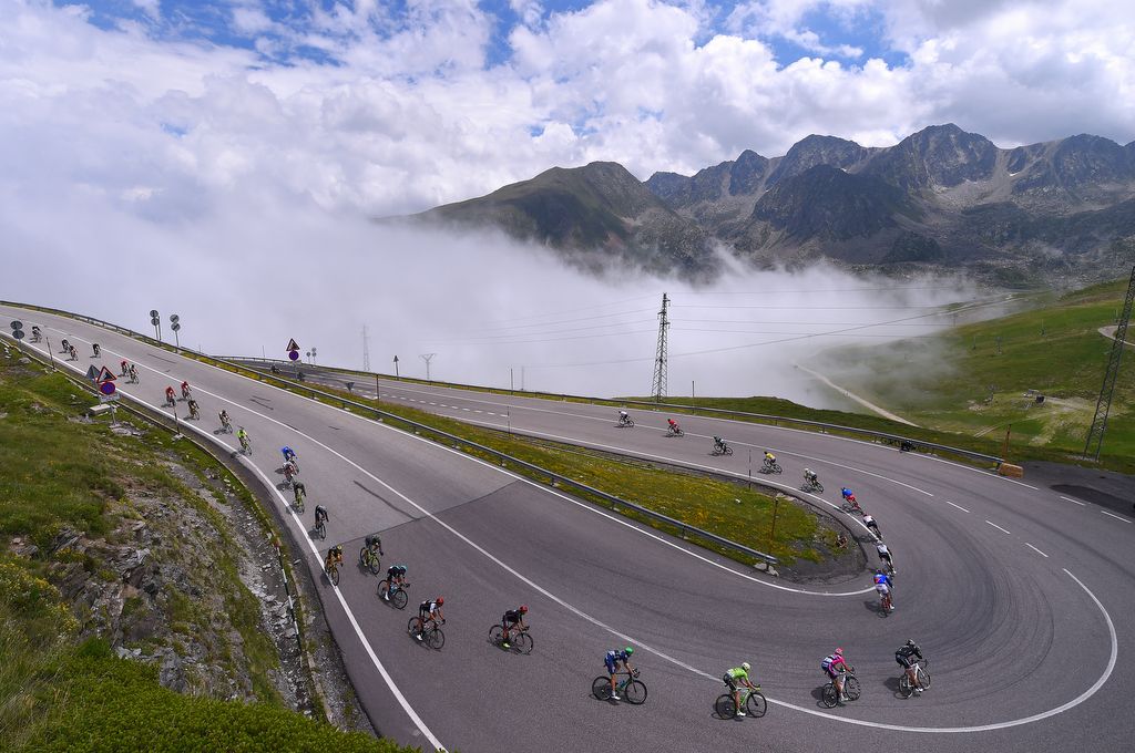 The Port d'Envalira descent went from clear to foggy in a minute