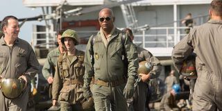 Samuel L. Jackson surrounded by pilots in Kong Skull Island