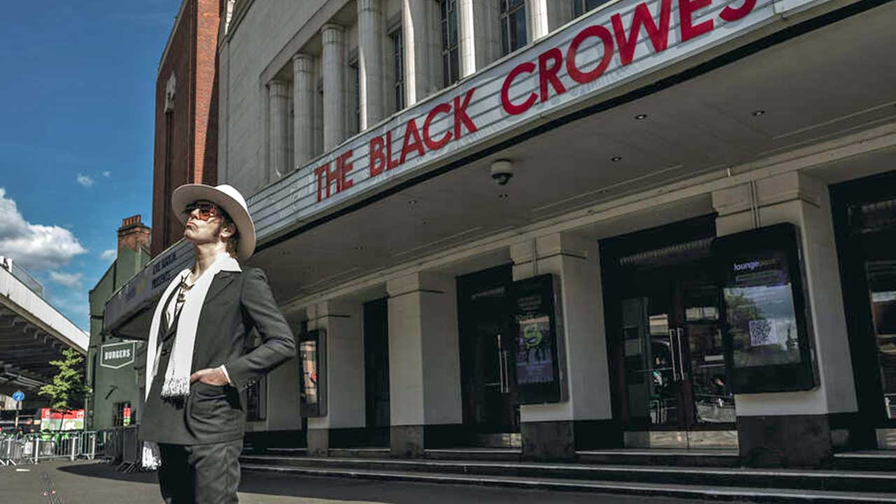 Jim Jones outside the Hammersmith Apollo