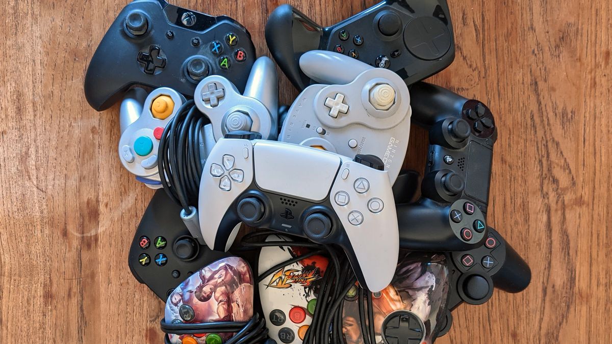 The best gaming books and controllers for the gamer who has everything -  Polygon