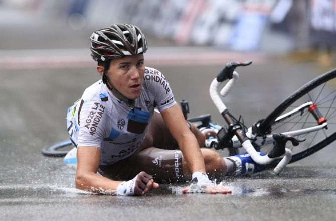 Domenico Pozzovivo (AG2R La Mondiale) fell at the finish