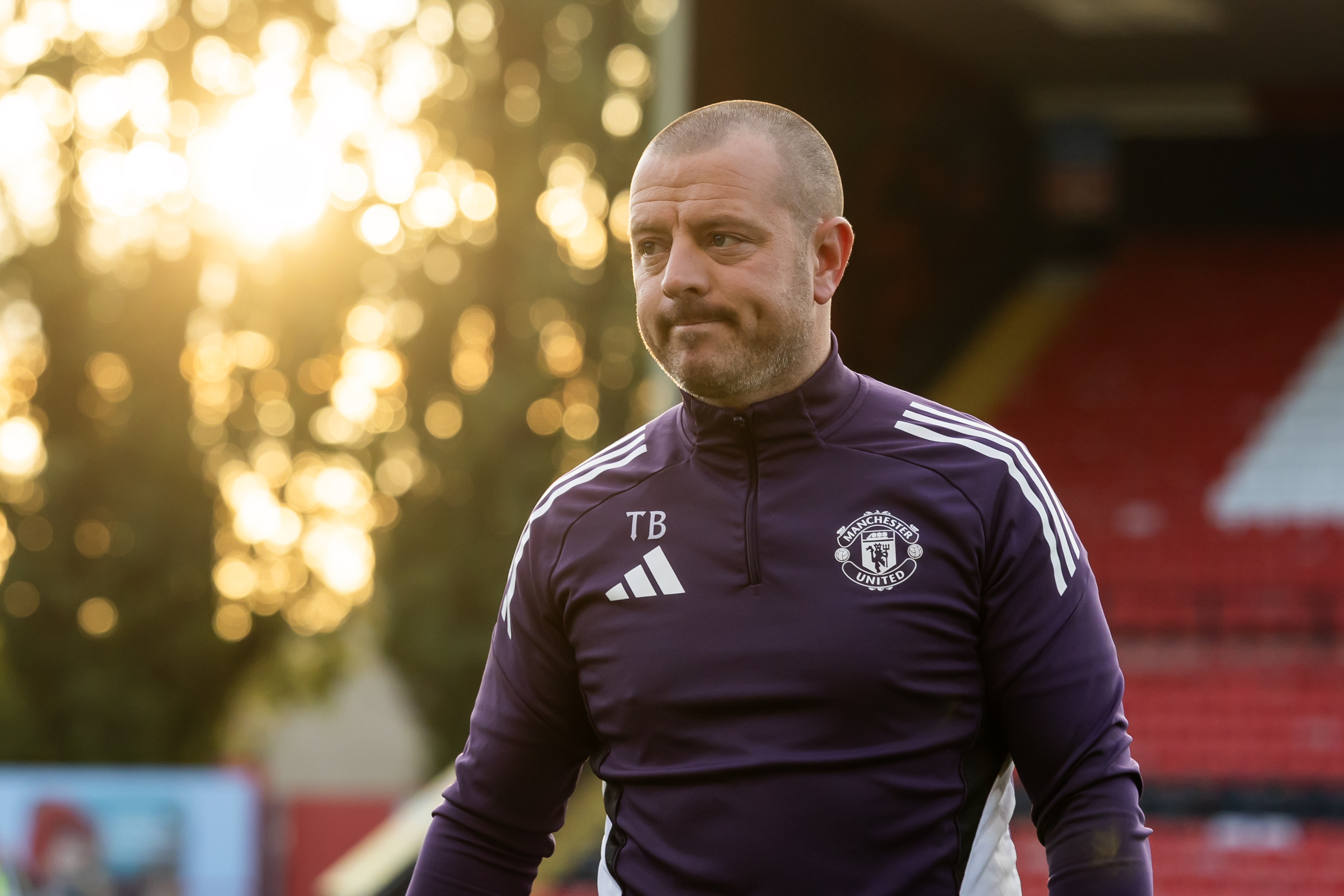 LINCOLN, ENGLAND - SEPTEMBER 30: Manchester United U21 manager Travis Binnion at LNER Stadium on September 30, 2025 in Lincoln, England. (Photo by Manchester United/Manchester United via Getty Images)