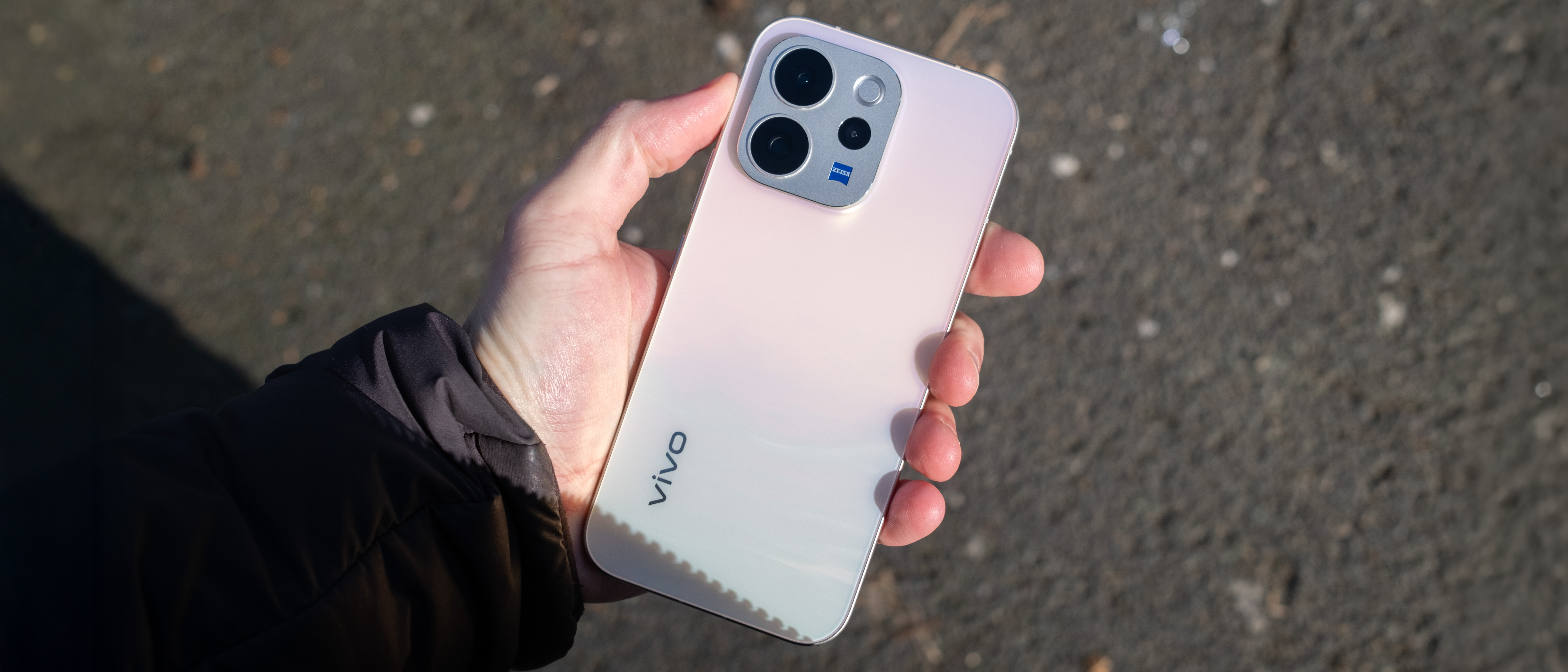 Vivo V70 smartphone