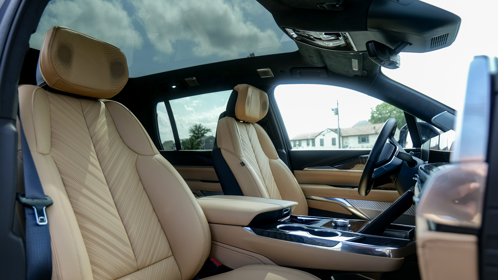 2025 Cadillac Escalade IQ Sport 2 test drive.
