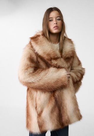 Stradivarius Contrast Faux-Fur Coat