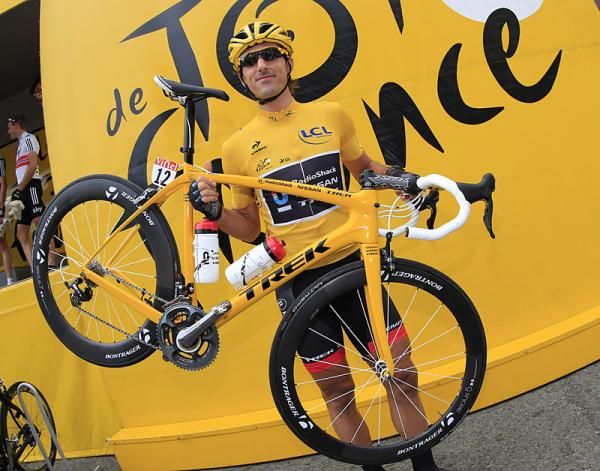 Fabian Cancellara (RadioShack-Nissan) poses with his bike