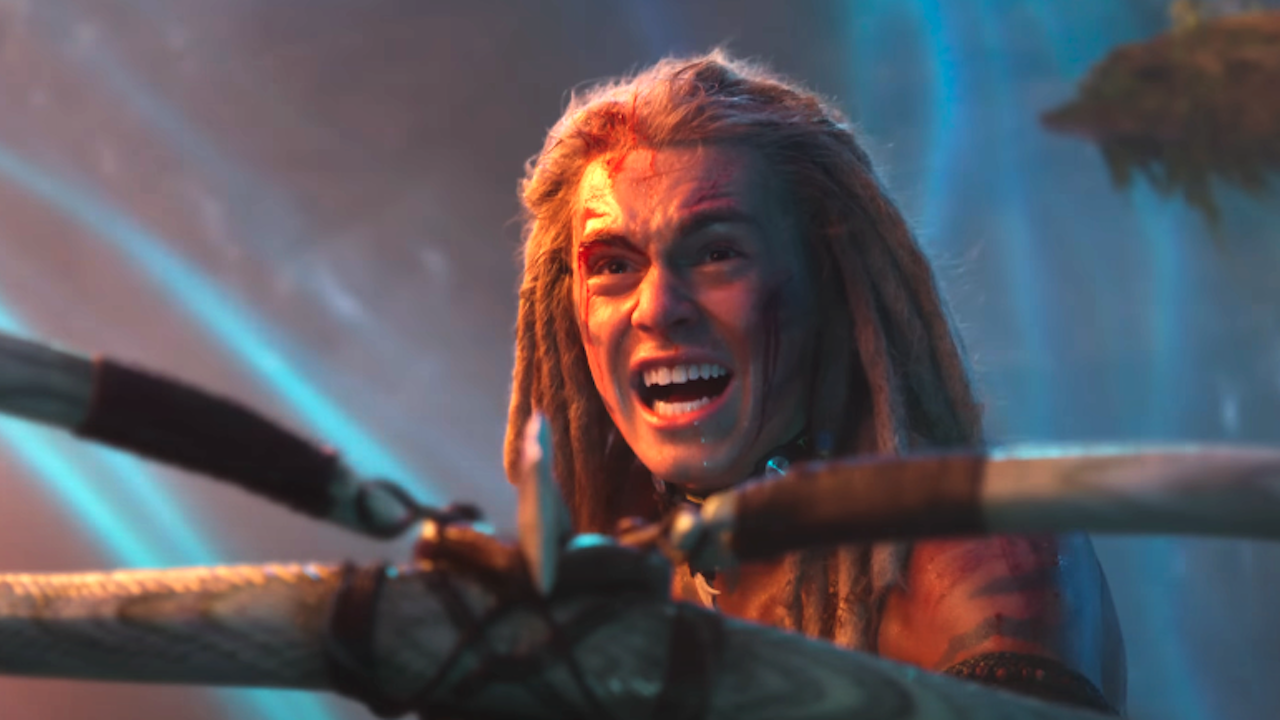 Jack Champion as Spider pointing a weapon in Avatar: Fire And Ash 