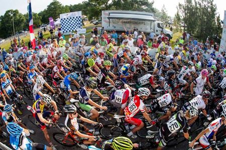 Big fields for todays races.