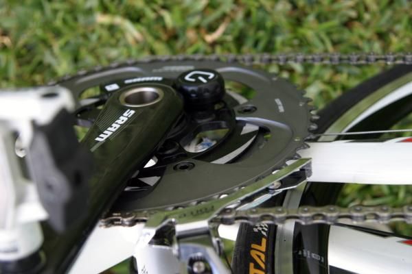 A magnet mounted near the bottom bracket registers cadence.