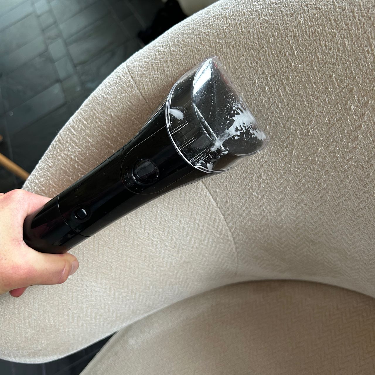 Testing the best carpet cleaners at home