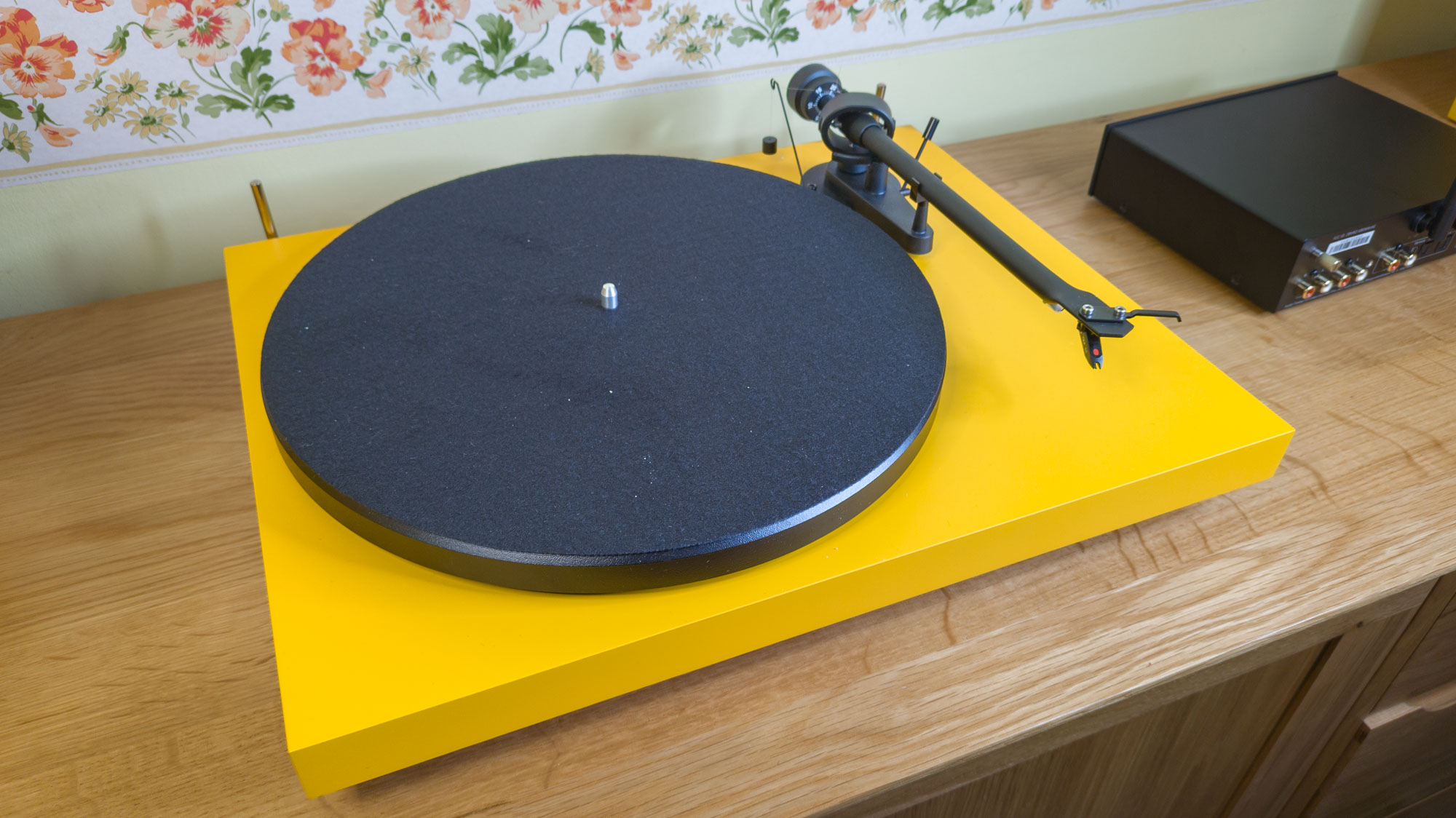 Pro-ject colorful Audio system