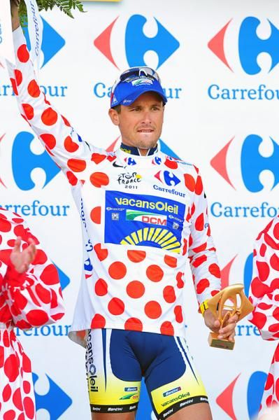 Dutchman Johnny Hoogerland (Vacansoleil-DCM) is the new mountains classification leader.
